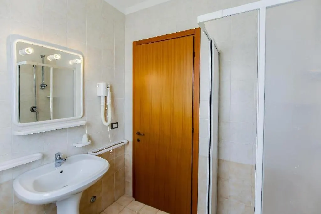 Residence Tamerici Bilocale Fronte Piscina - Agenzia Cocal Caorle 0*,